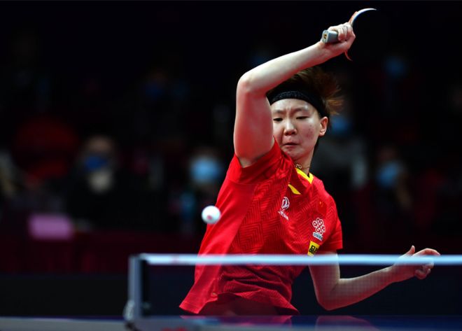 尤其是在面 尤其是在面