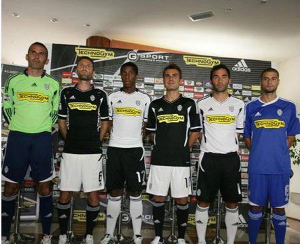 而他对于球 而他对于球